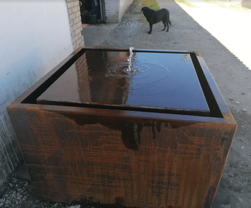 spejlbassiner - Landsbysmeden - Bassin Morten 1 - Spejlbassiner Bassin-Morten-1